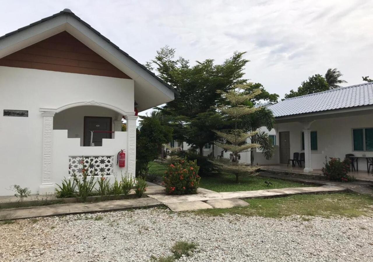 Alpha Motel Pantai Cenang  Exterior foto